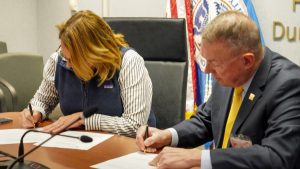 FEMA Administrator Deanne Criswell and DRCA Chairman and former FEMA Administrator Pete Gaynor sign a Memorandum of Understanding between the two organizations on January 14, 2025. Courtesy, FEMA